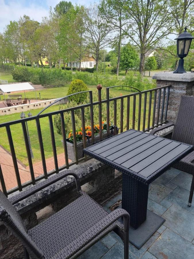 Hotell De Tolly Tõrve Dış mekan fotoğraf